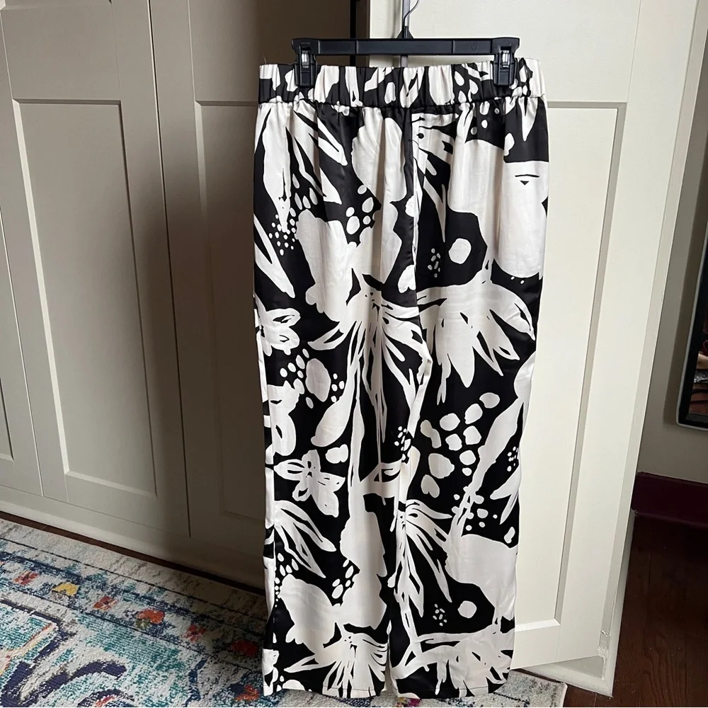 Rachel Zoe Black and White Floral Print Wide Leg Pull-On Pants satin Size Large